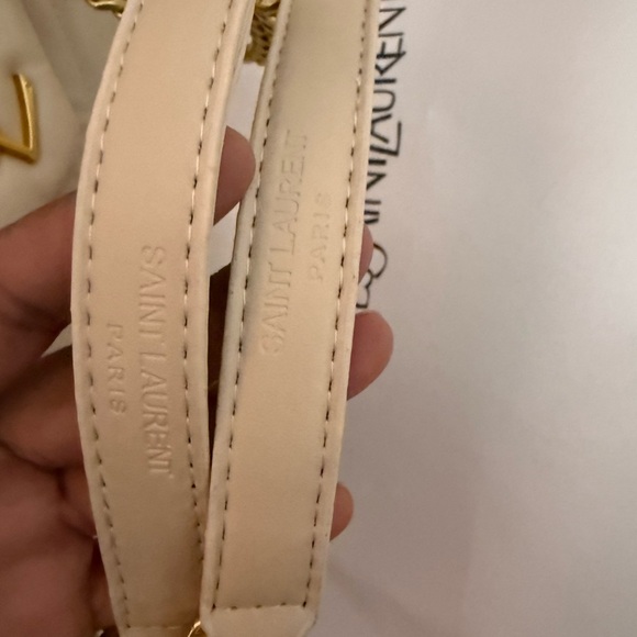 Yves Saint Laurent Cream Quilted Bag - Picture 4 of 17